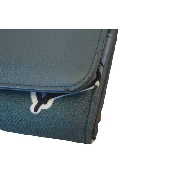 Vera Bradley Falling Flowers 2017 Retired Tri Fold Wallet Bohemian Polka Dots - Picture 3 of 7